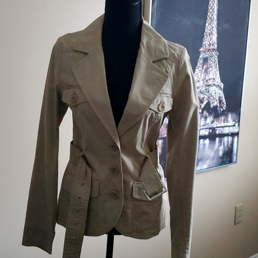 H&M tan women jacket size 8